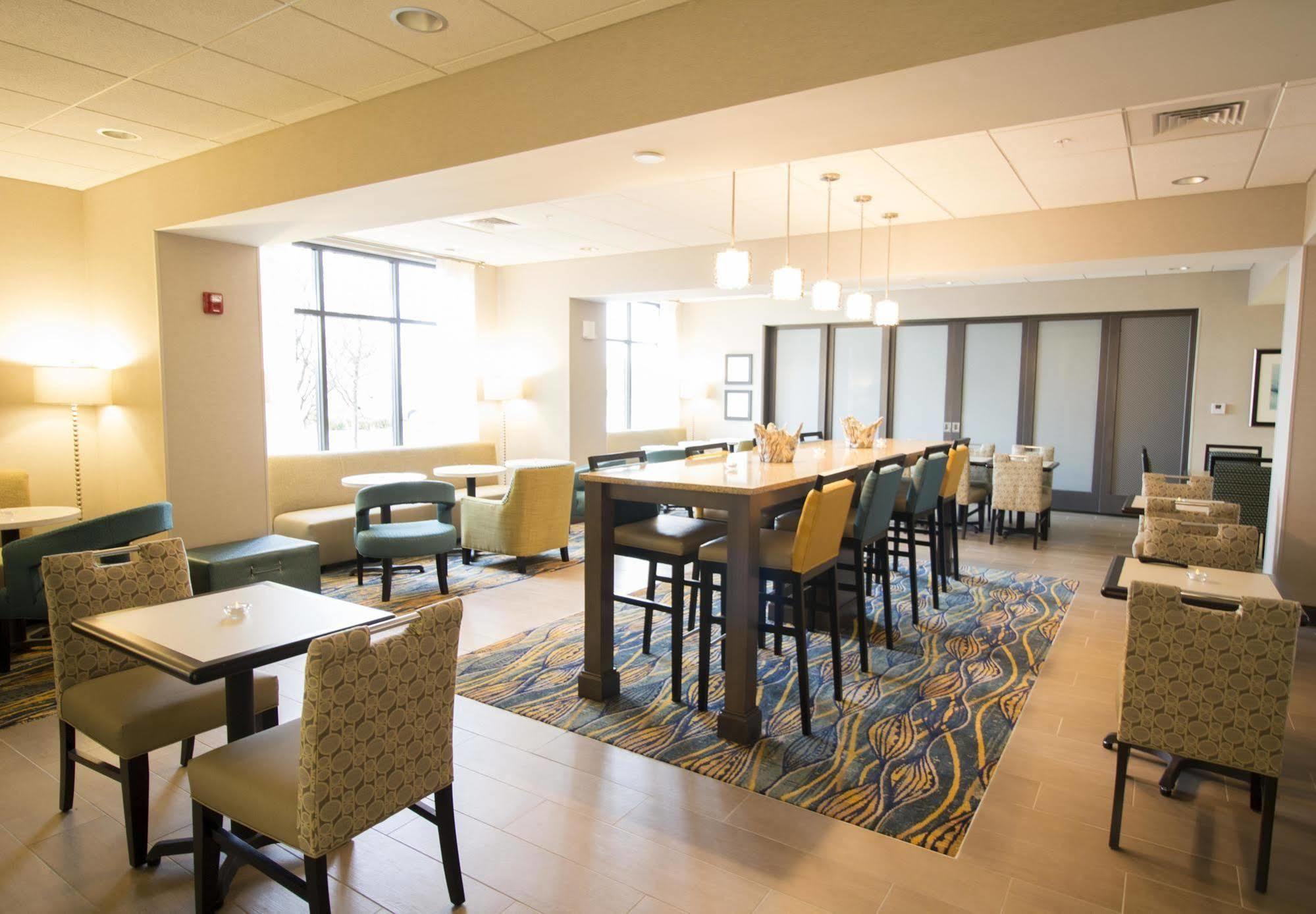 Hampton Inn Decatur, Mt. Zion, Il מראה חיצוני תמונה